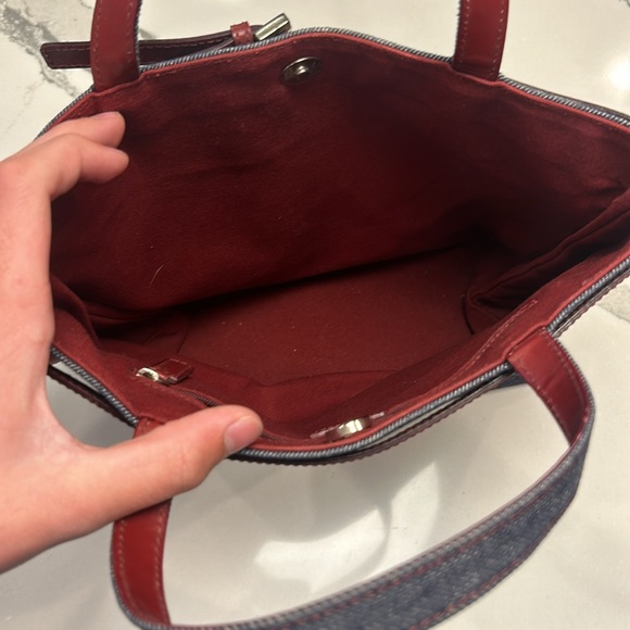 Burberry blue denim with patch pocket tote - Picture 5 of 7